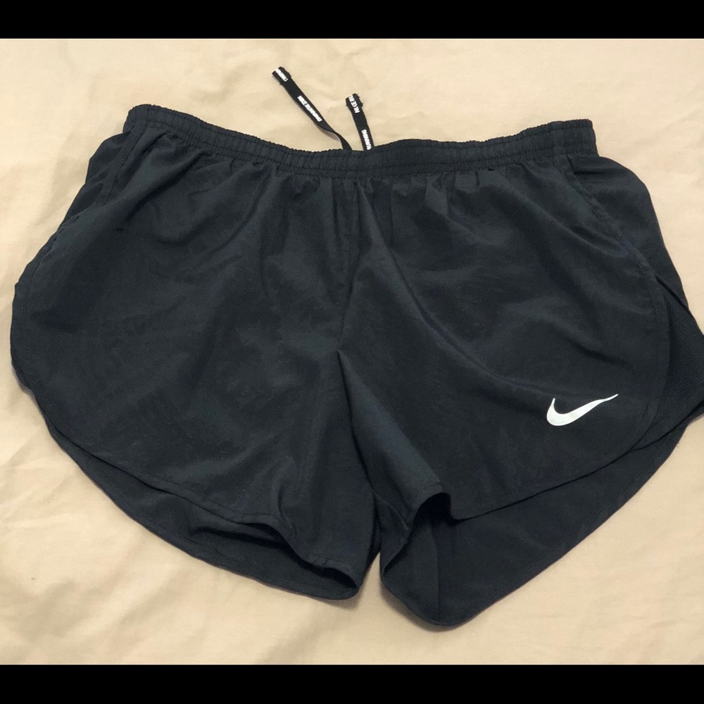 Nike dry-fit running shorts with built in liner